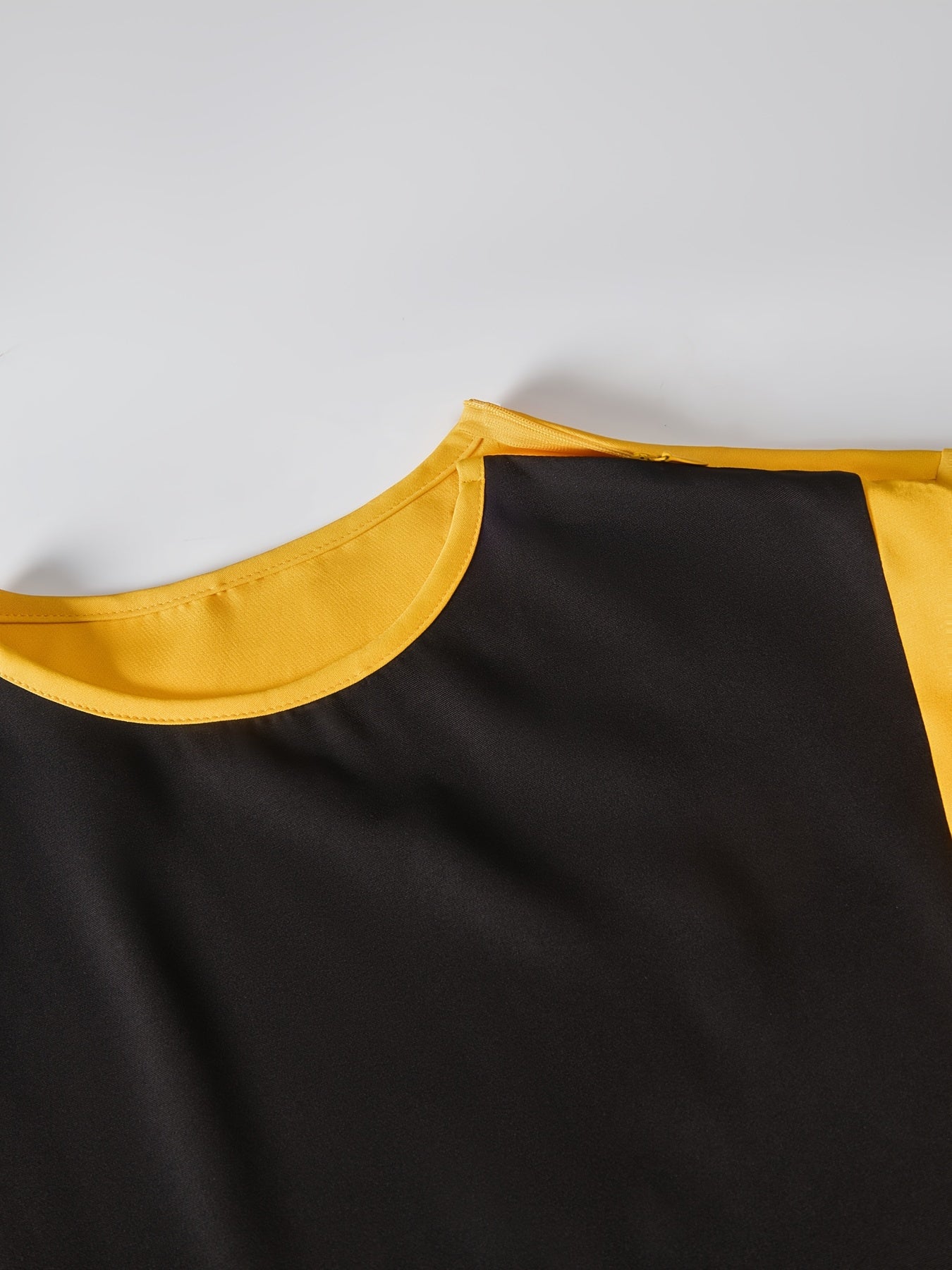 African Men's Kaftan in yellow