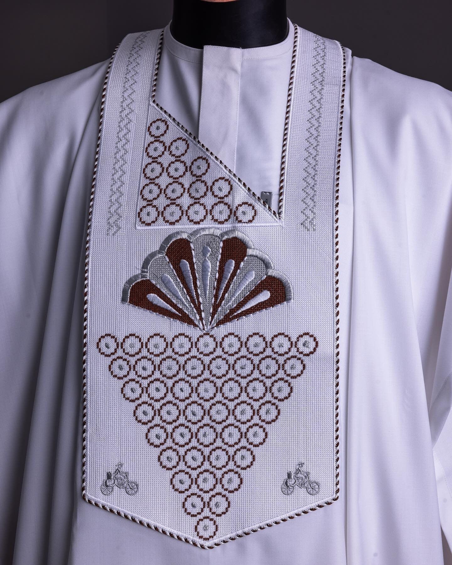 Luxury Purple Agbada for Men, Custom African Suit, Wedding Attire, Traditional Nigerian Clothing