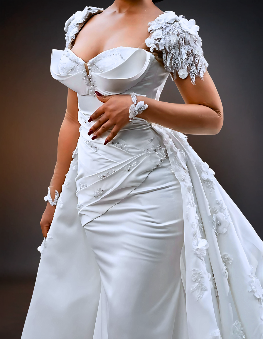 Luxury mermaid wedding dress with long detachable train