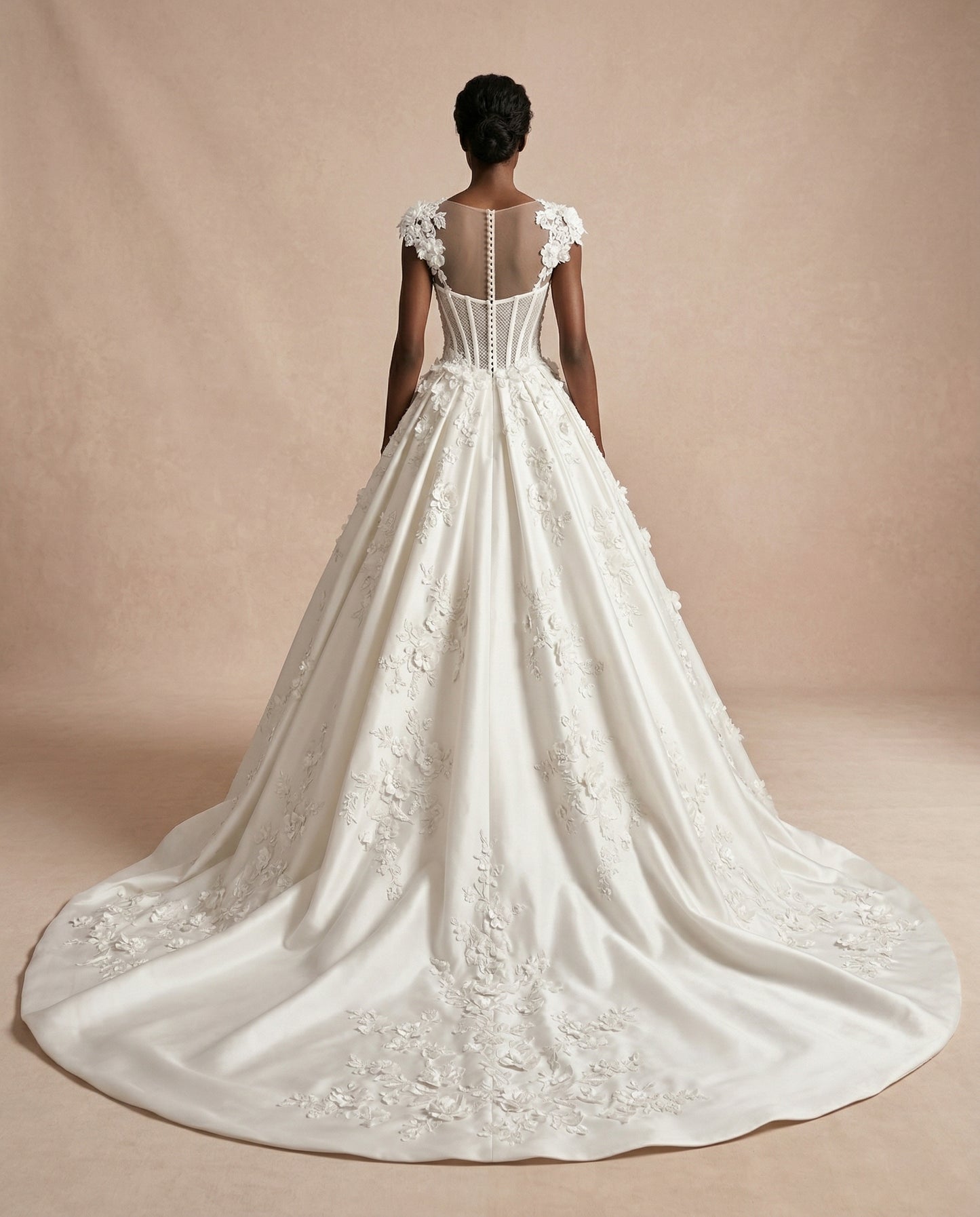 Luxury Gorgeous Mermaid Long Train Wedding Dress | Detachable Train — Photo 4 | OTUNBA Luxury Fashion