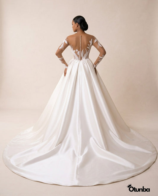 Luxury Illusion Mermaid Ivory Wedding Dress | Detachable Train — Photo 5 | OTUNBA Luxury Fashion