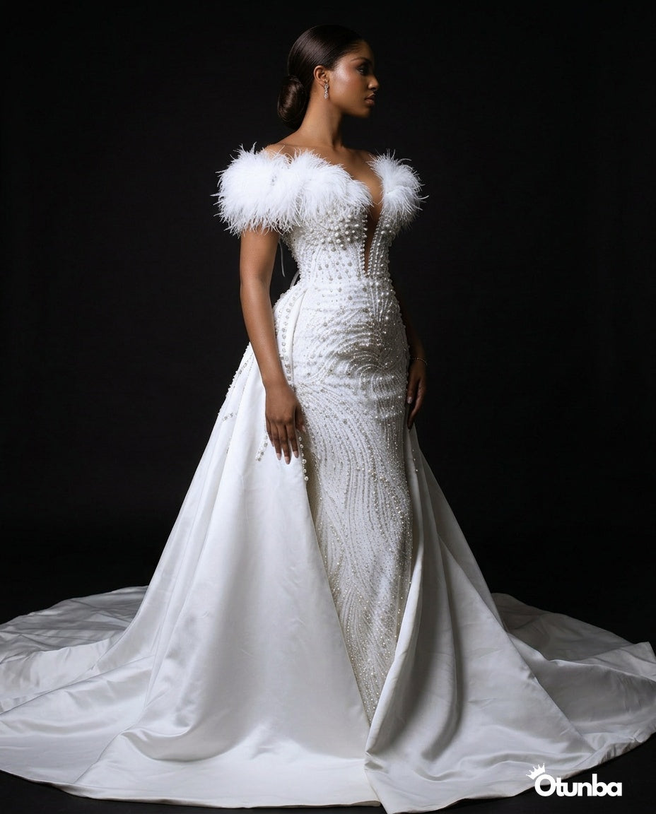 Luxury Ravishing Feather Beading Wedding Dresses | Vintage V Neck — Photo 2 | OTUNBA Luxury Fashion