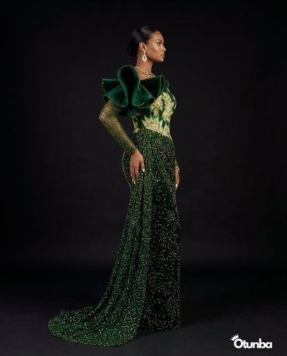 Luxury Traditional George Wedding Dress | Dark Green — Photo 3 | OTUNBA Luxury Fashion