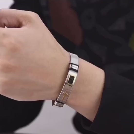 versatile modern fashion bracelet